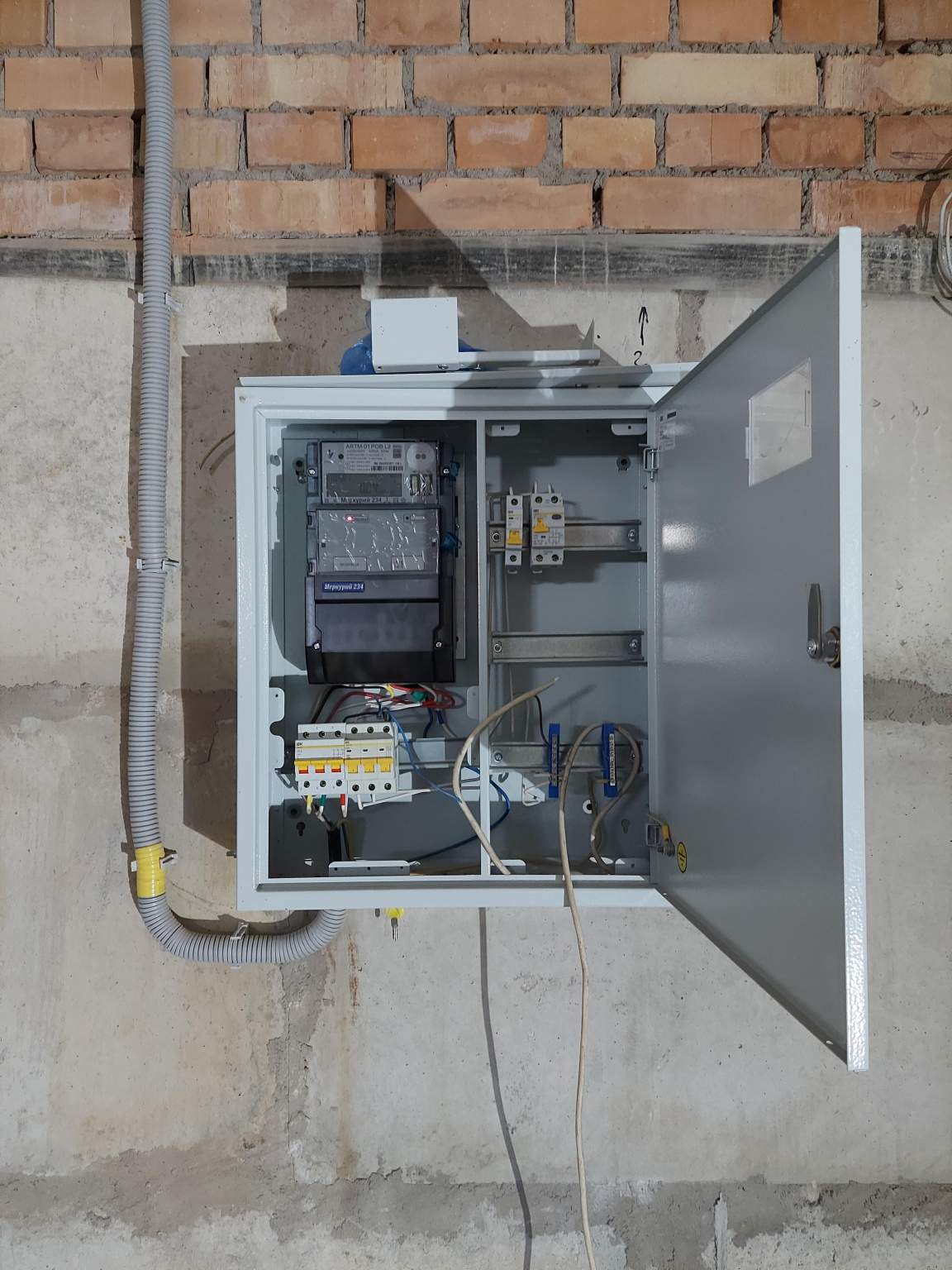 Продам магазин 92.8 м.кв.