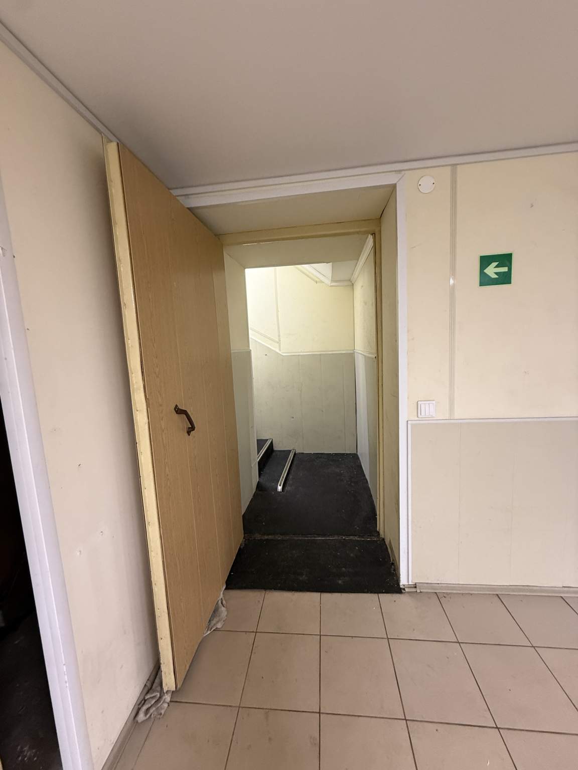 Сдам в аренду помещение свободного назначения 322.2 м.кв.