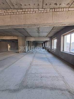 Продам помещение свободного назначения 1353 м.кв.