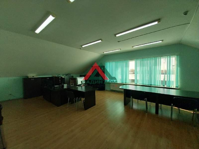 Продам помещение свободного назначения 676.1 м.кв.