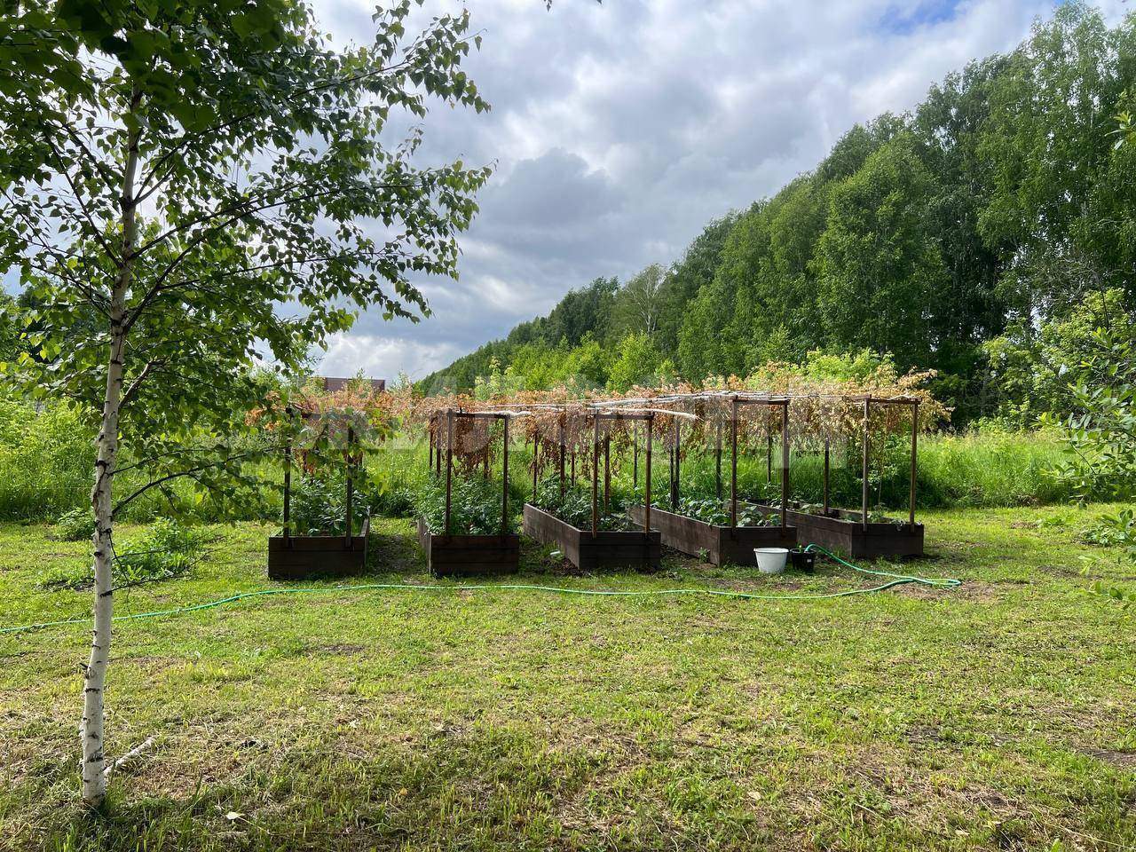 Продам земельный участок 1595 м.кв.
