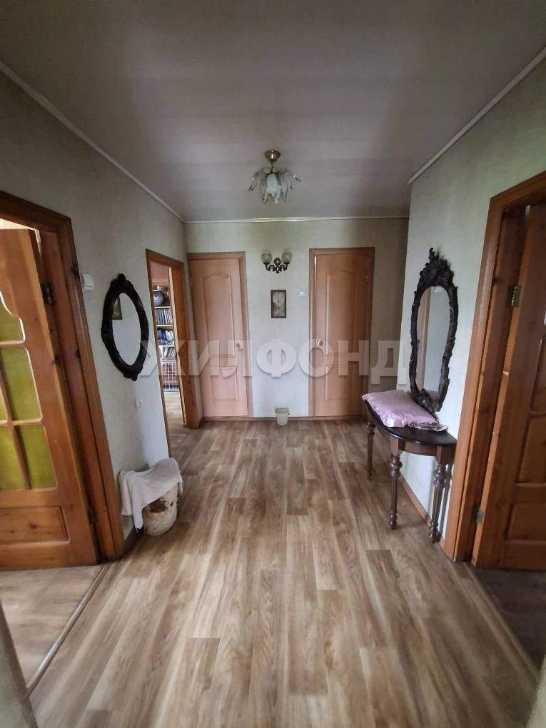 Продам земельный участок 157600 м.кв.