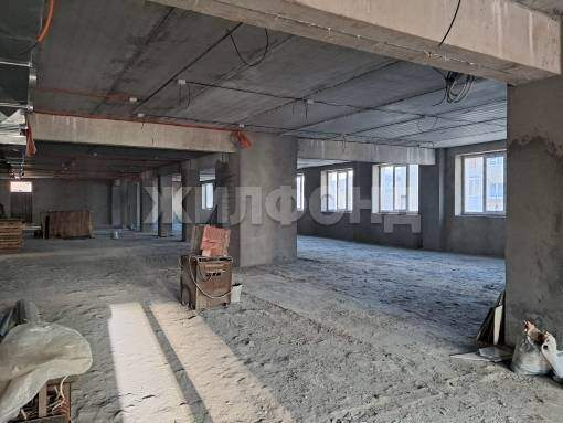 Продам помещение свободного назначения 1353 м.кв.