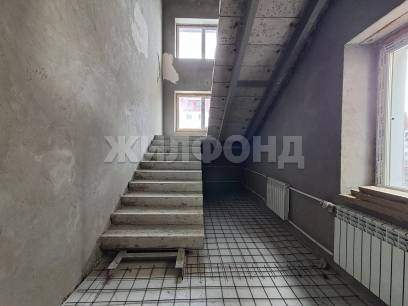 Продам помещение свободного назначения 676 м.кв.