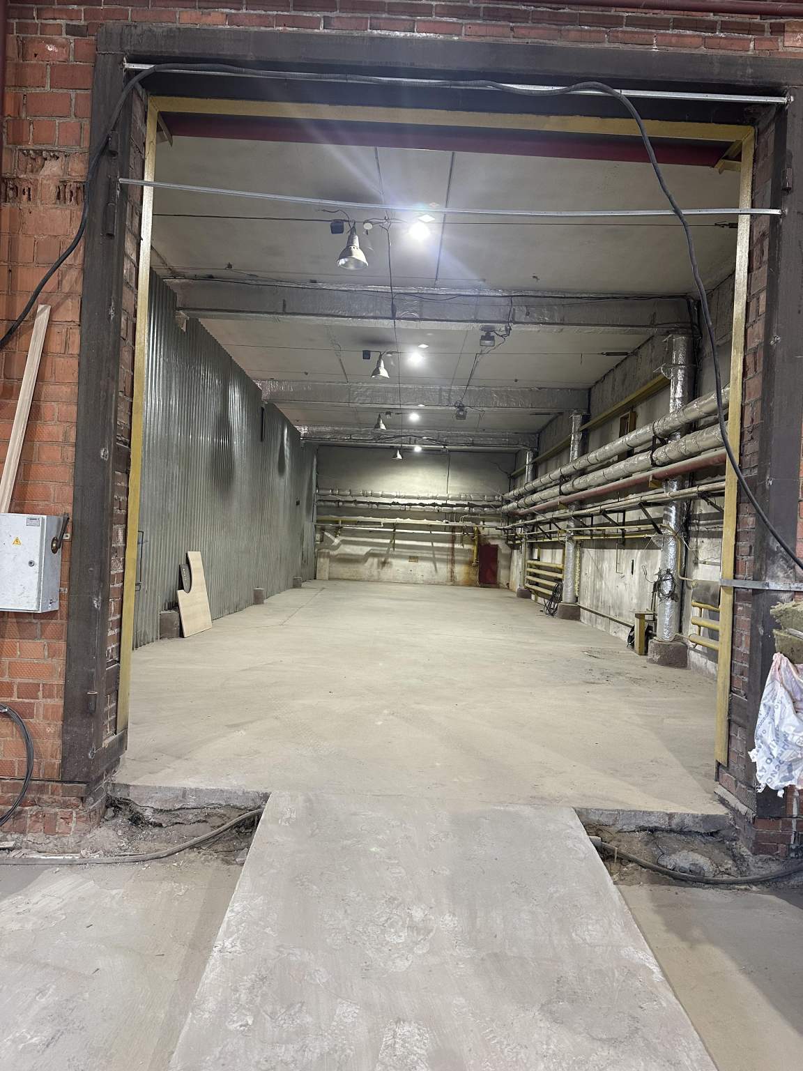 Сдам в аренду склад 902.2 м.кв.