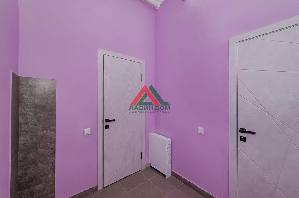 Сдам в аренду магазин 46.7 м.кв.