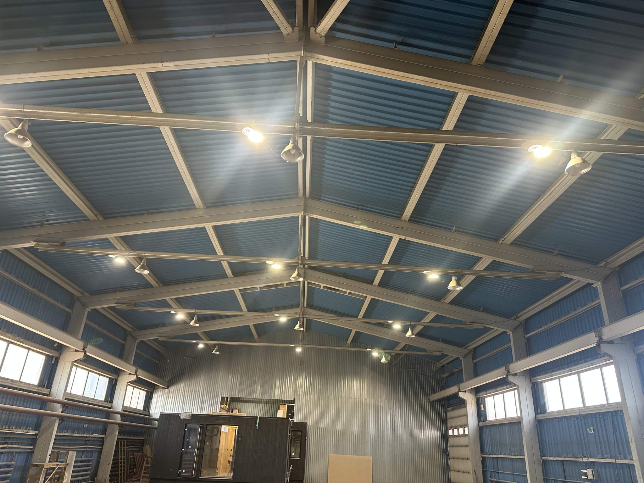 Сдам в аренду склад 902.2 м.кв.