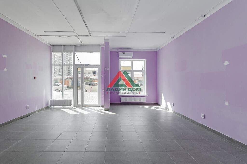 Продам магазин 46.7 м.кв.