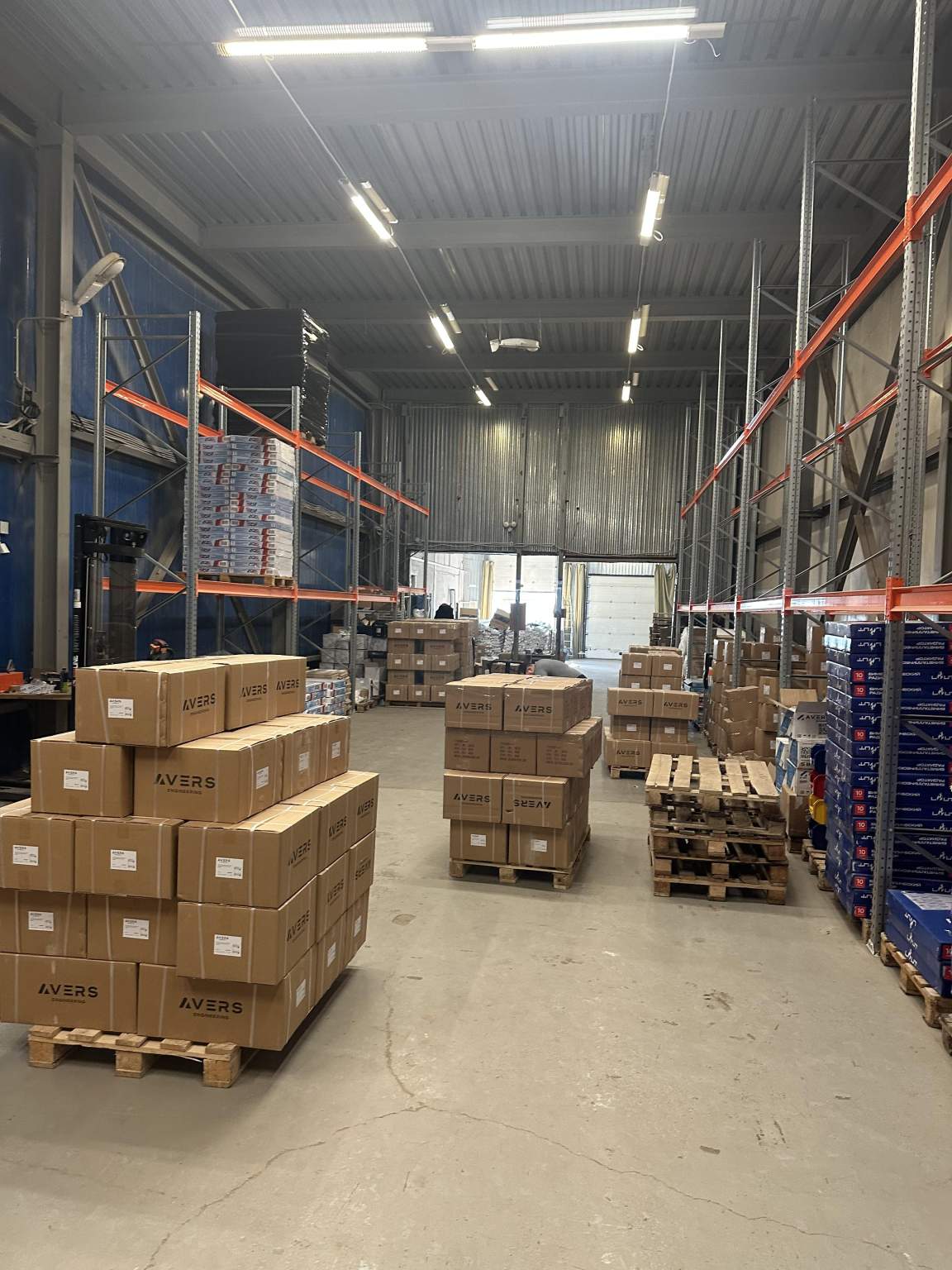 Сдам в аренду склад 1074.6 м.кв.