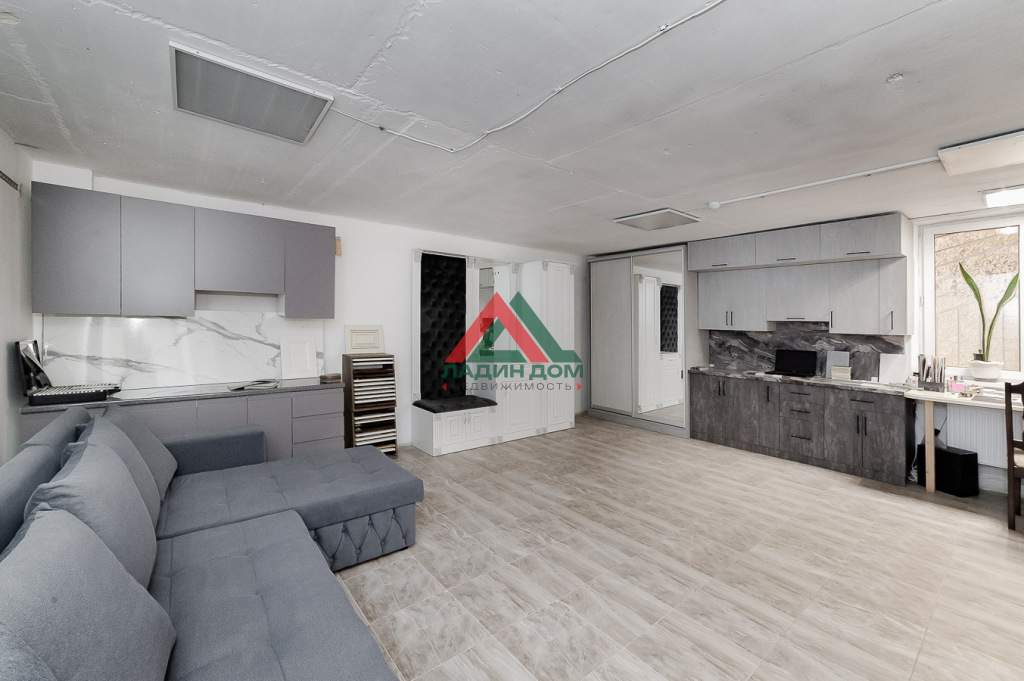 Продам помещение свободного назначения 71.4 м.кв.