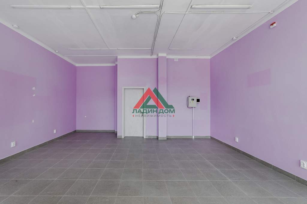 Продам магазин 46.7 м.кв.