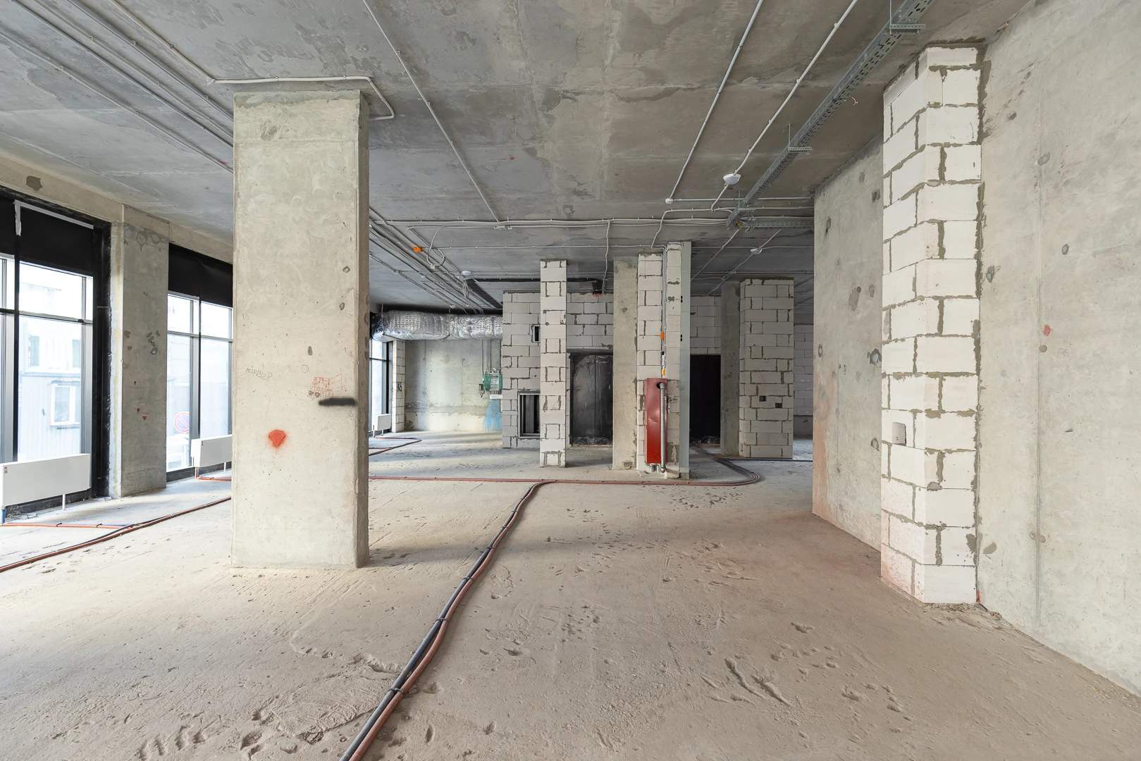 Сдам в аренду помещение свободного назначения 299.4 м.кв.