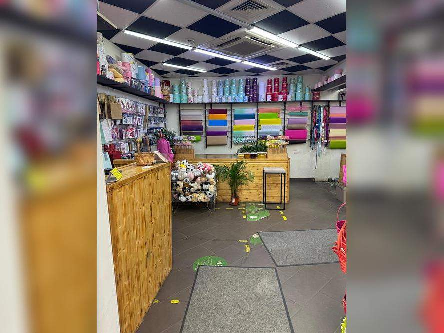 Продам магазин 445.2 м.кв.