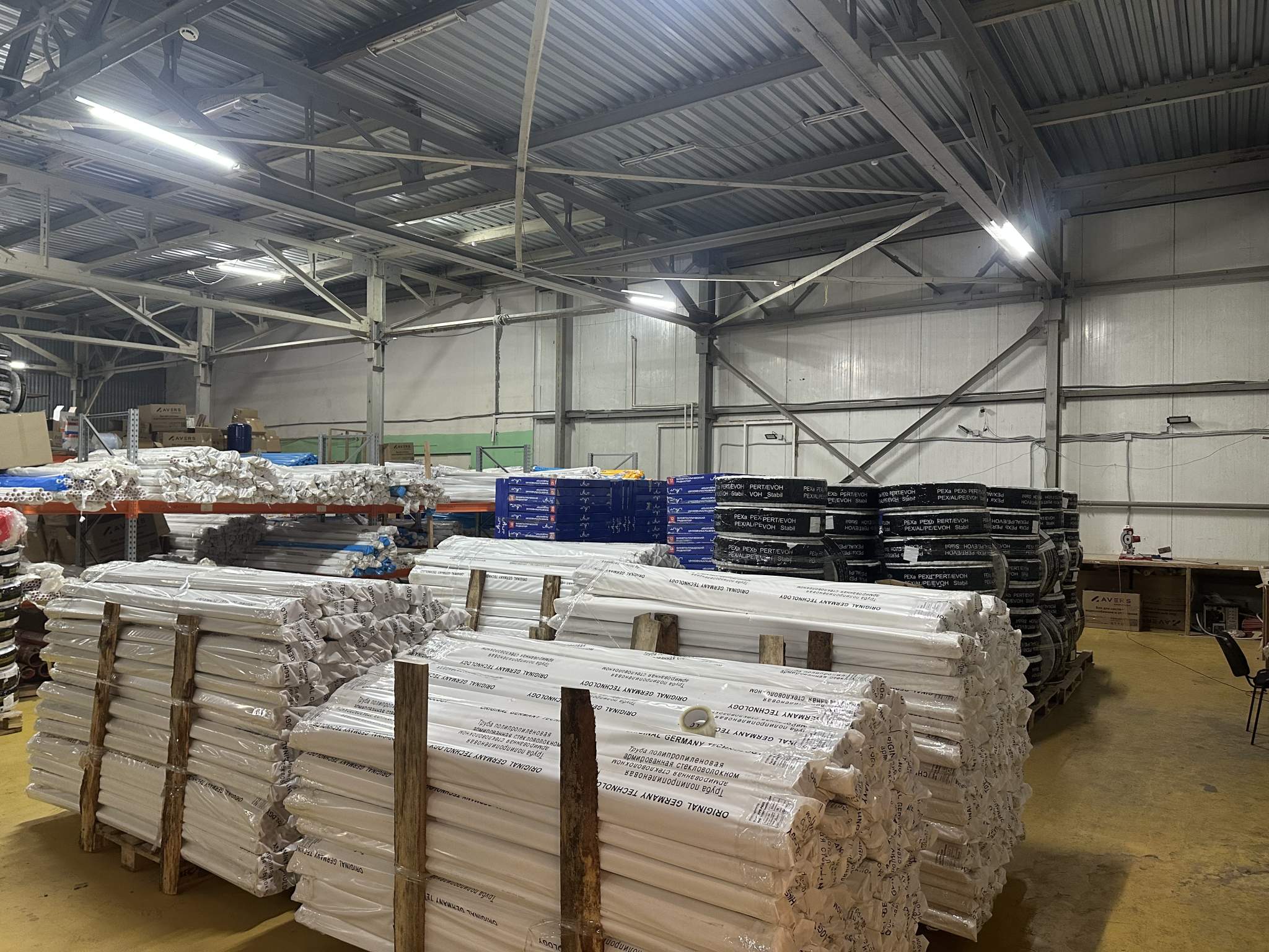 Сдам в аренду склад 1074.6 м.кв.