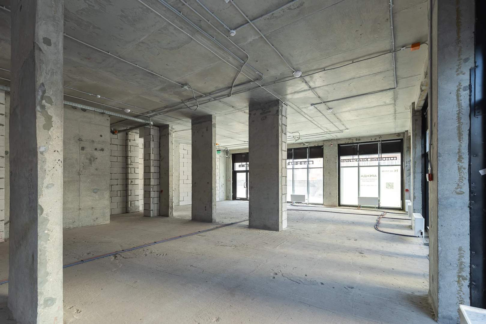 Сдам в аренду помещение свободного назначения 299.4 м.кв.