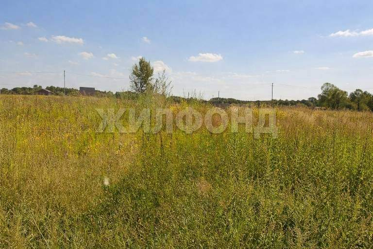 Продам земельный участок 1000 м.кв.