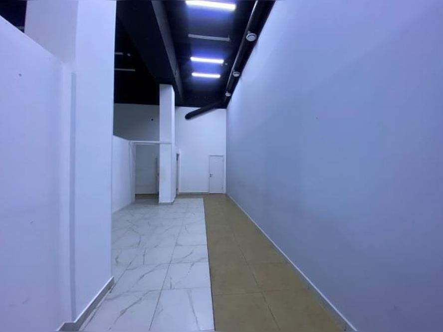 Продам магазин 196.5 м.кв.