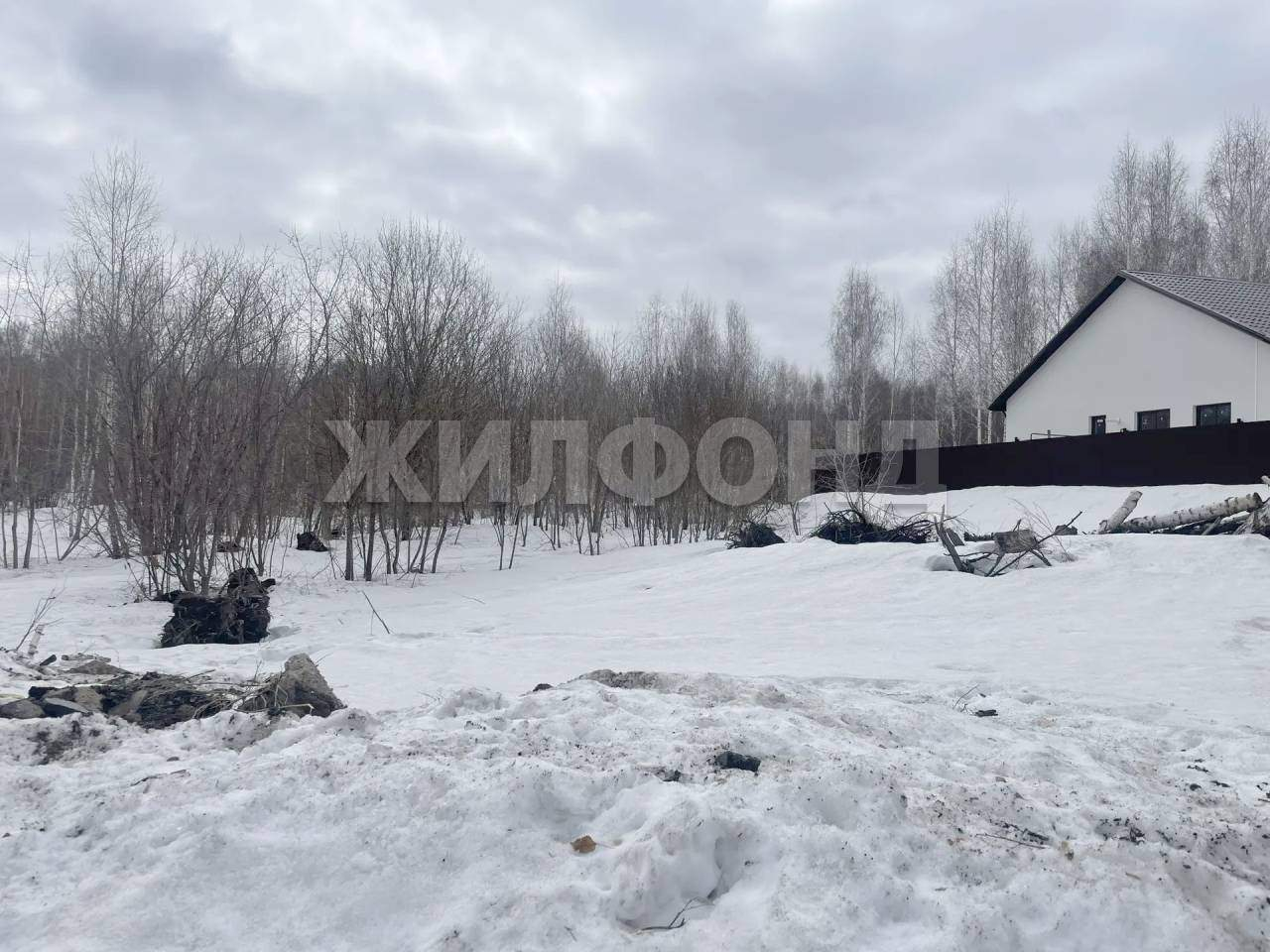 Продам земельный участок 862 м.кв.