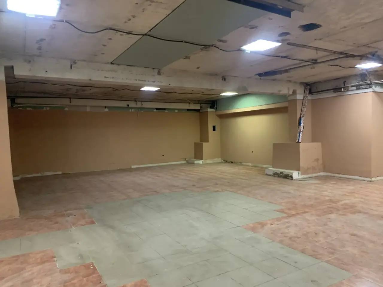 Сдам в аренду магазин 160 м.кв.