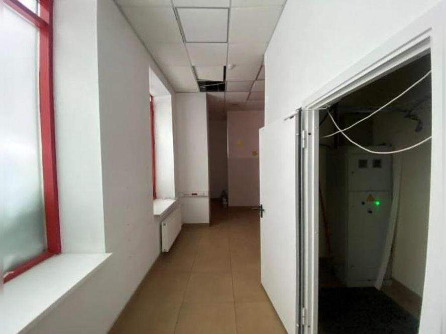 Продам магазин 196.5 м.кв.