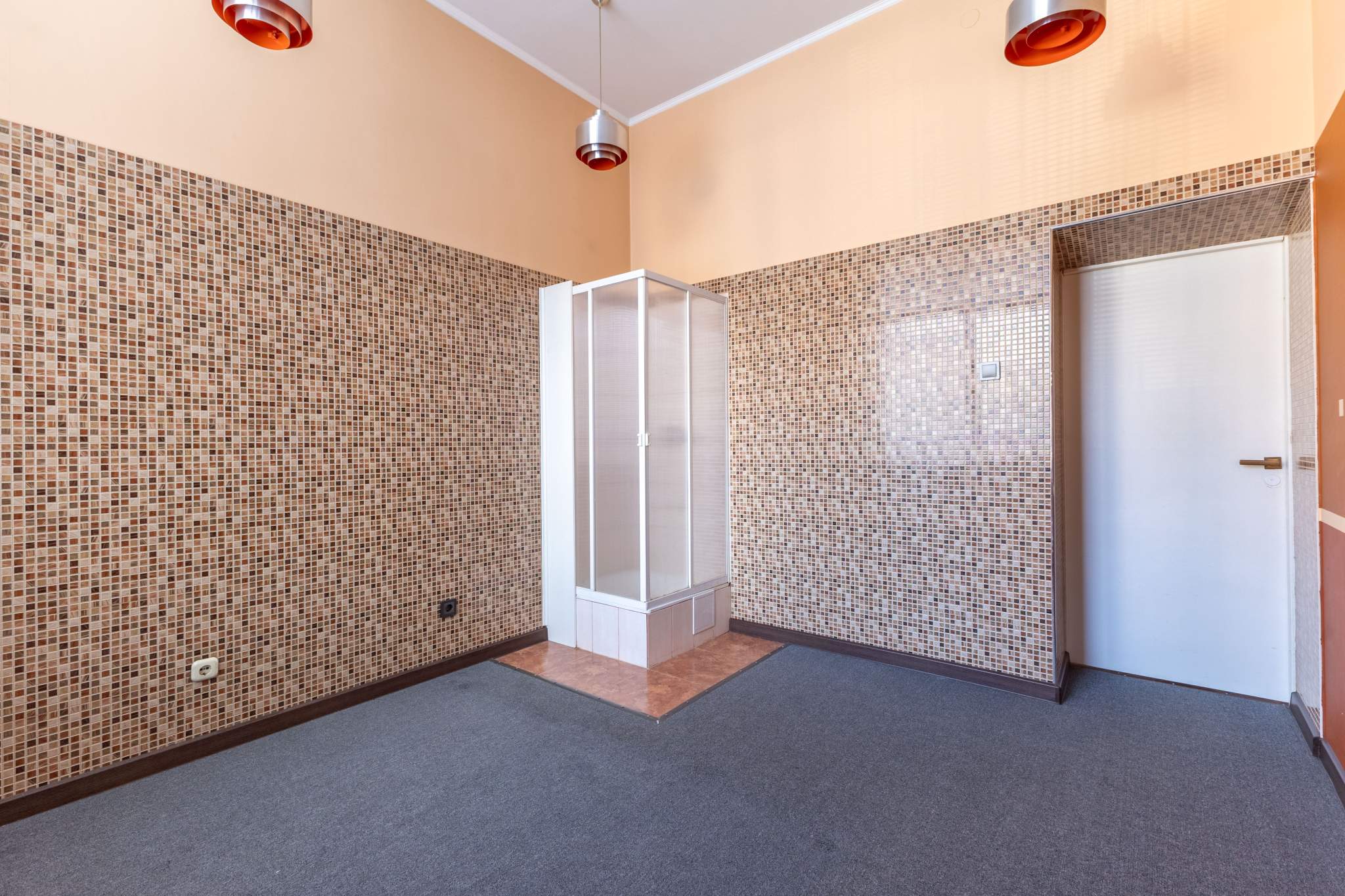 Продам помещение свободного назначения 201.7 м.кв.