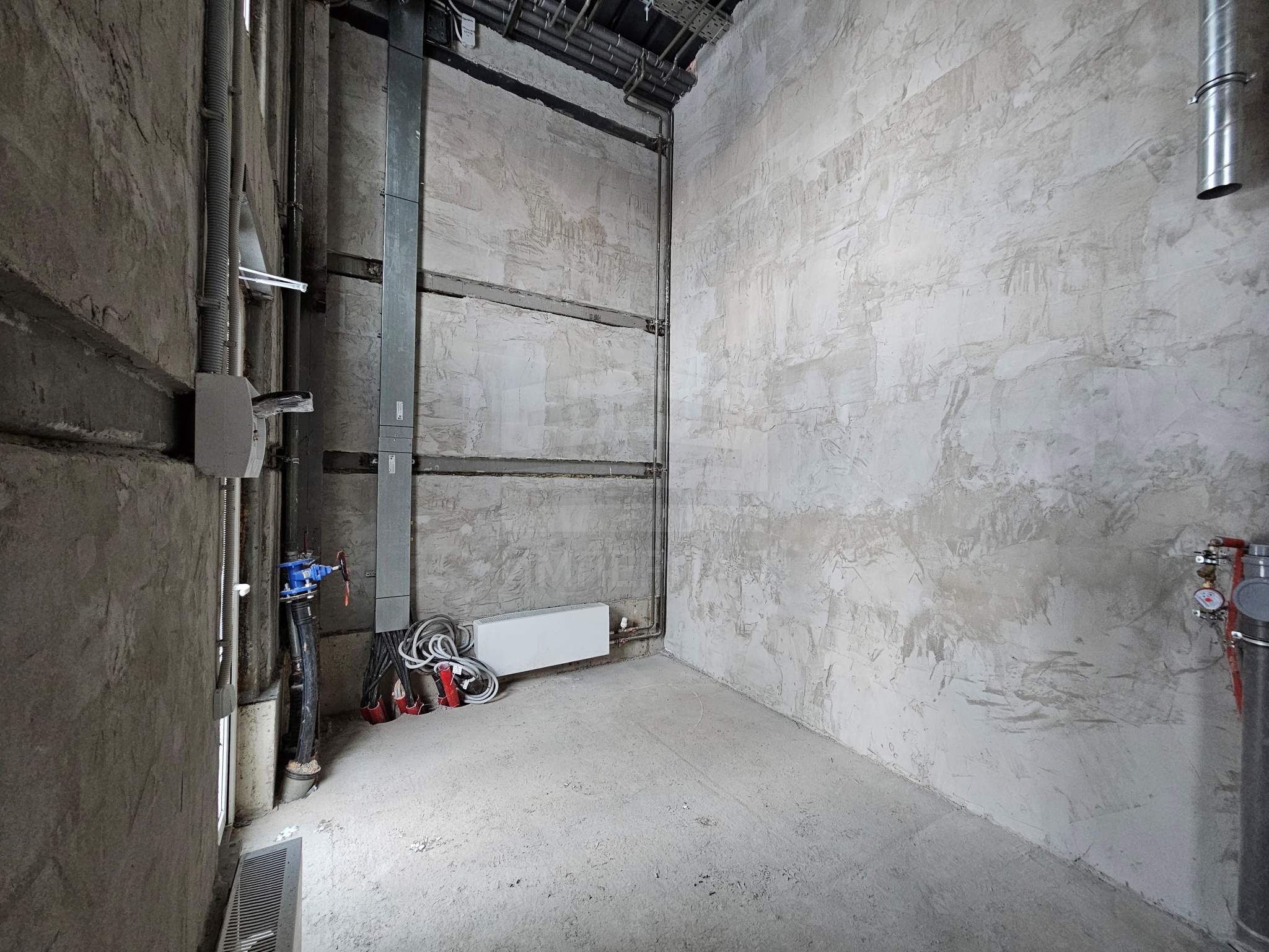 Продам помещение свободного назначения 12 м.кв.