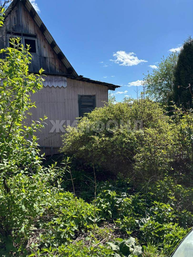 Продам земельный участок 400 м.кв.