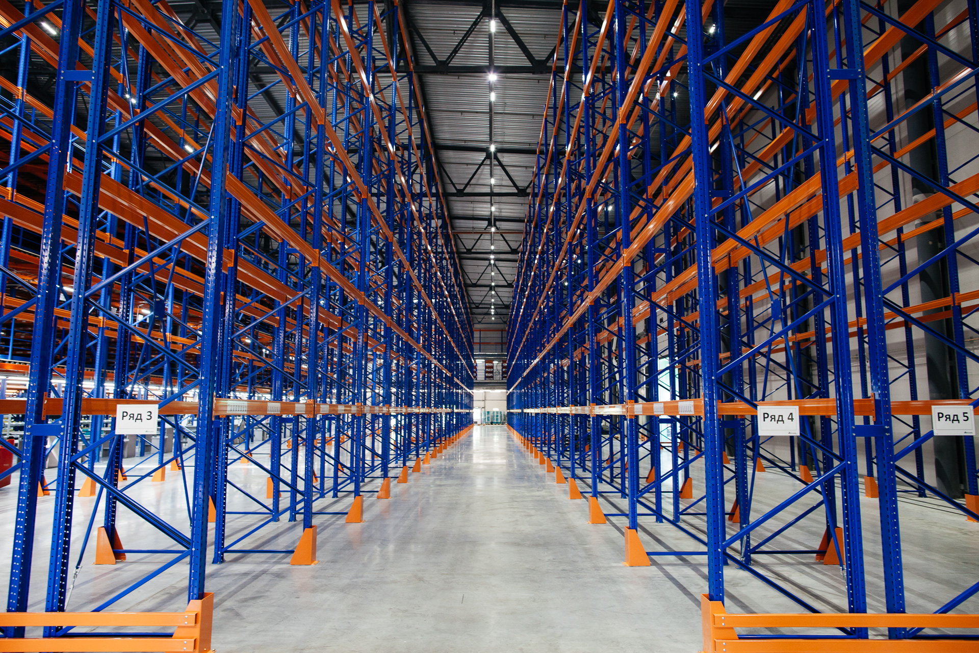 Сдам в аренду склад 2200 м.кв.