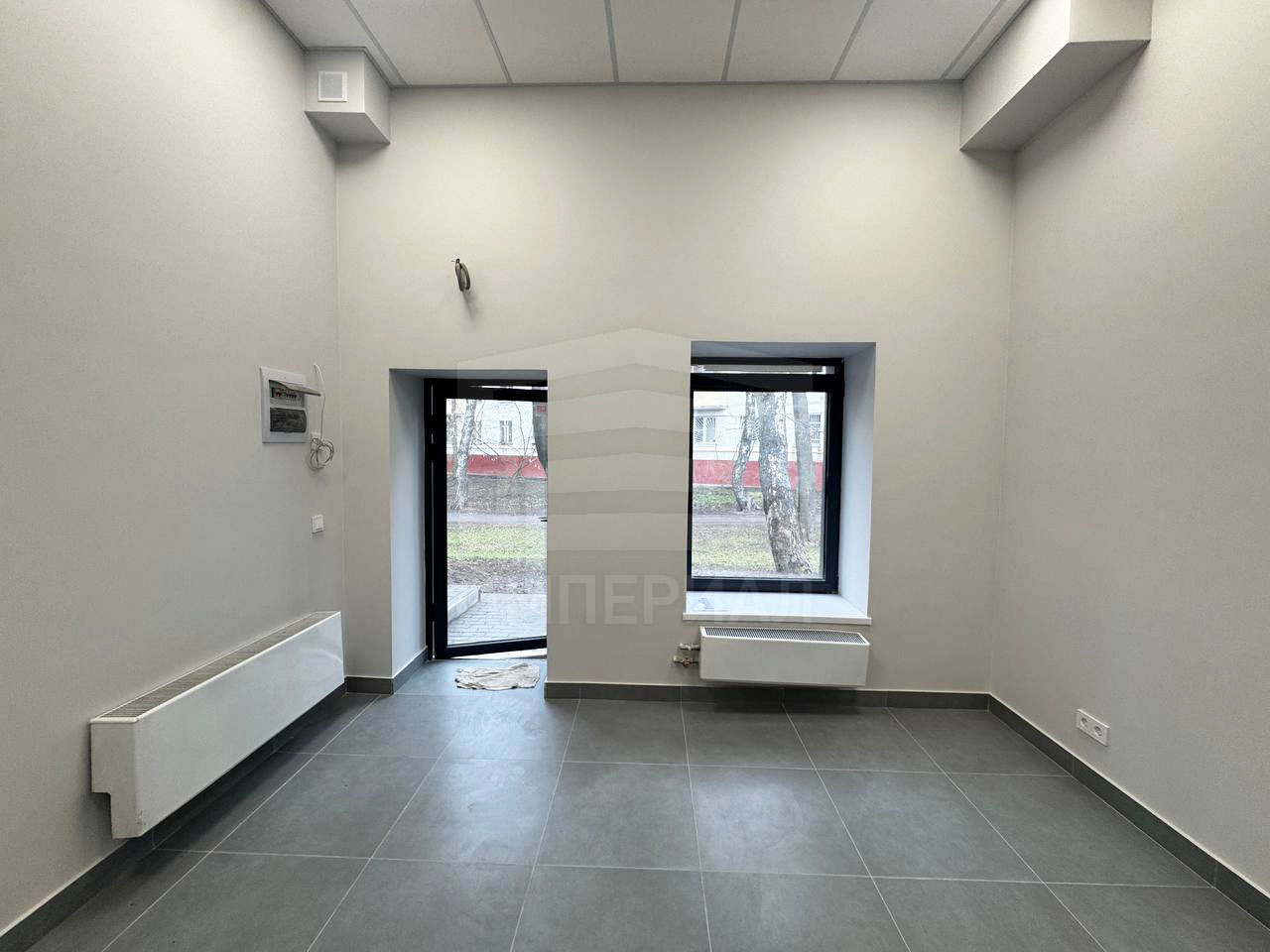 Сдам в аренду помещение свободного назначения 16.9 м.кв.