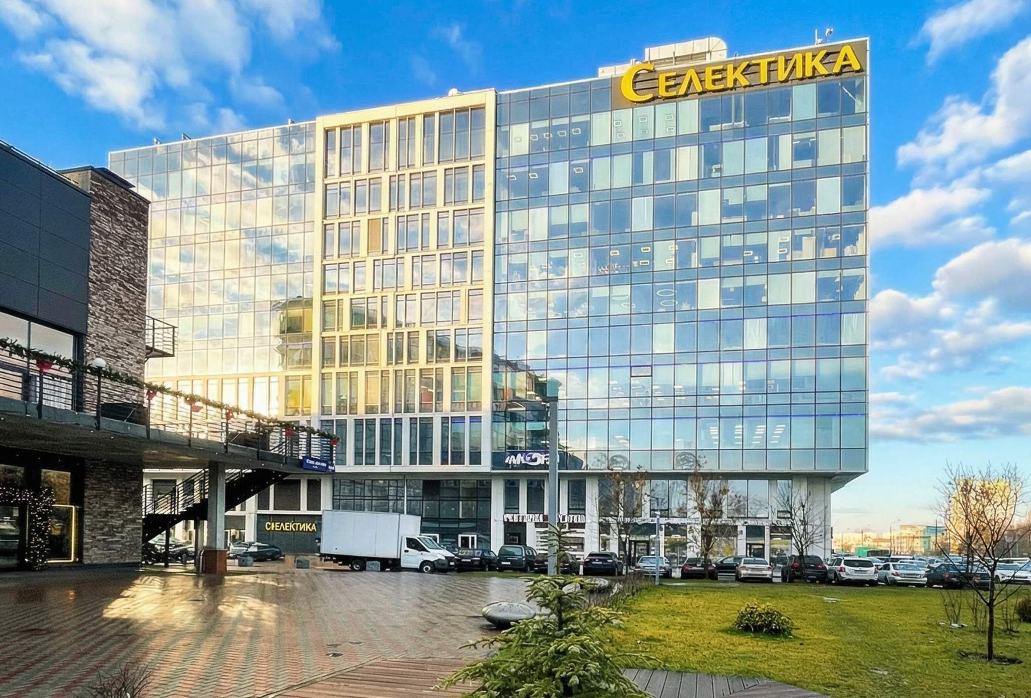Продам офис 1100 м.кв.