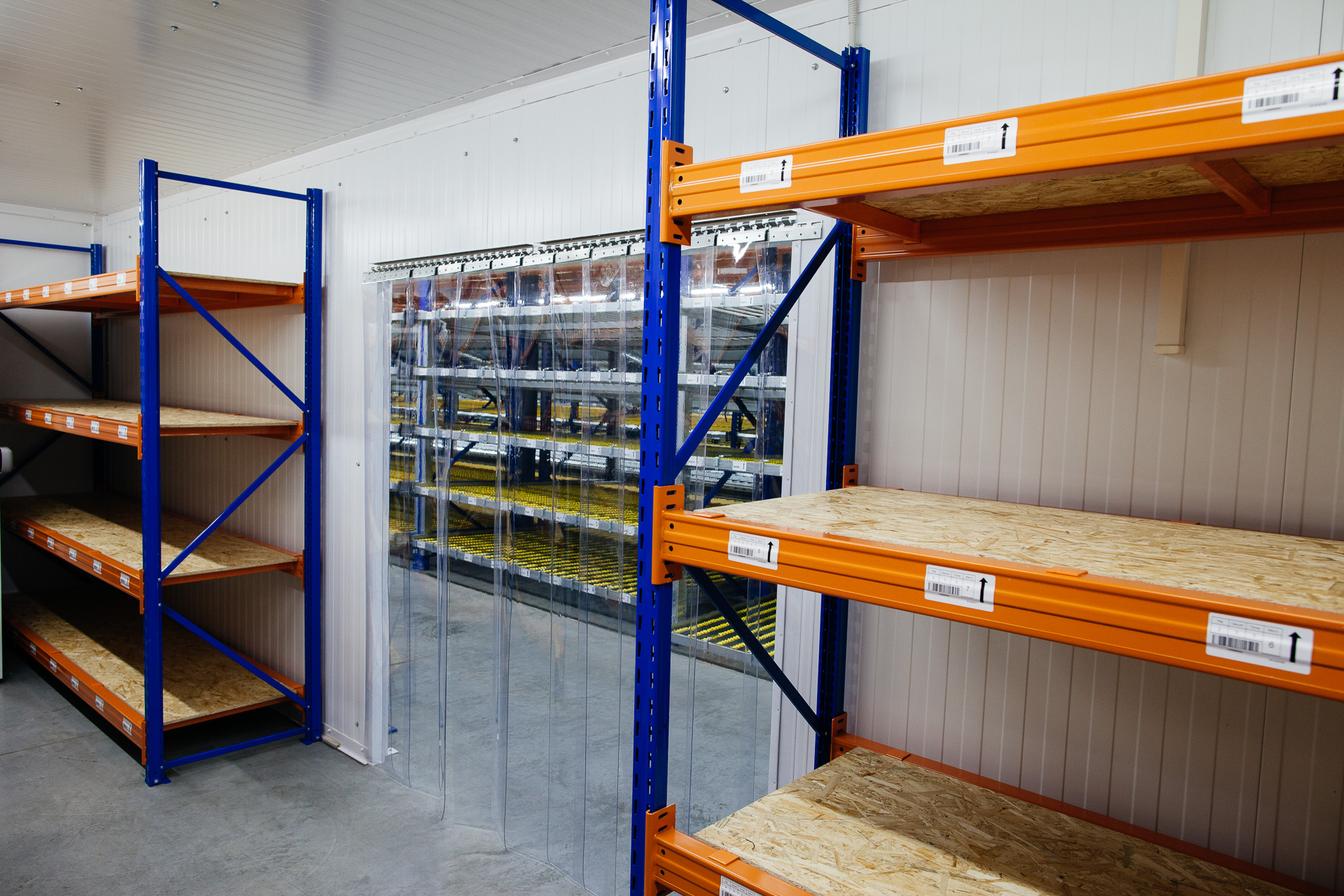 Сдам в аренду склад 2200 м.кв.