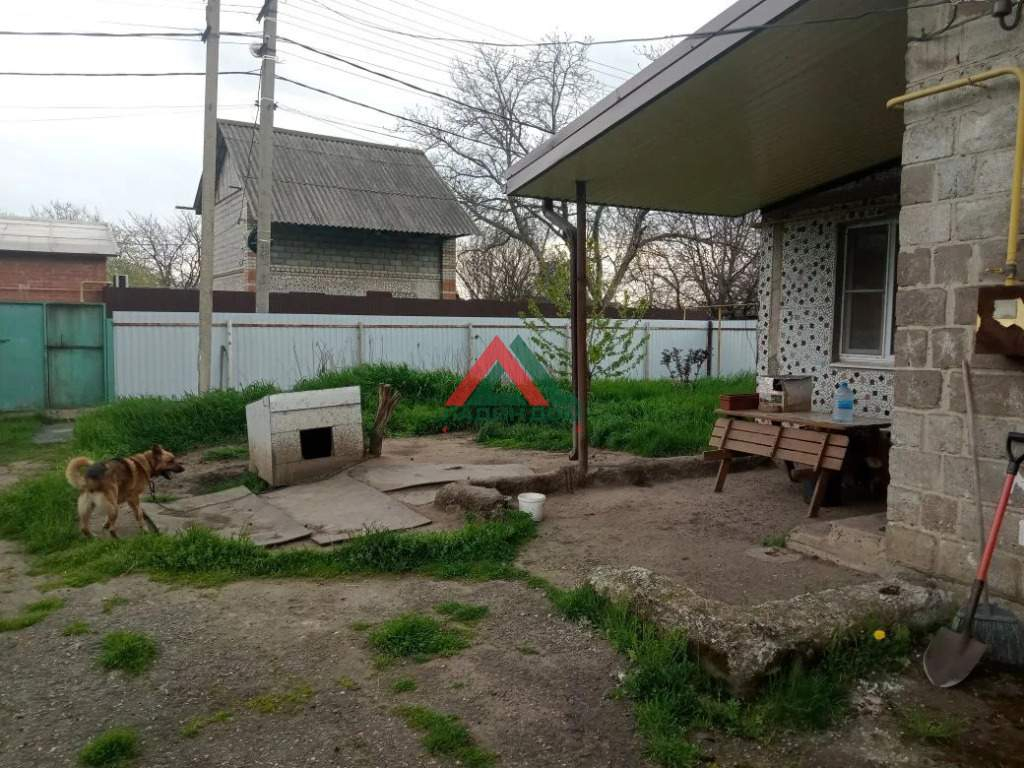 Продам земельный участок 1733 м.кв.