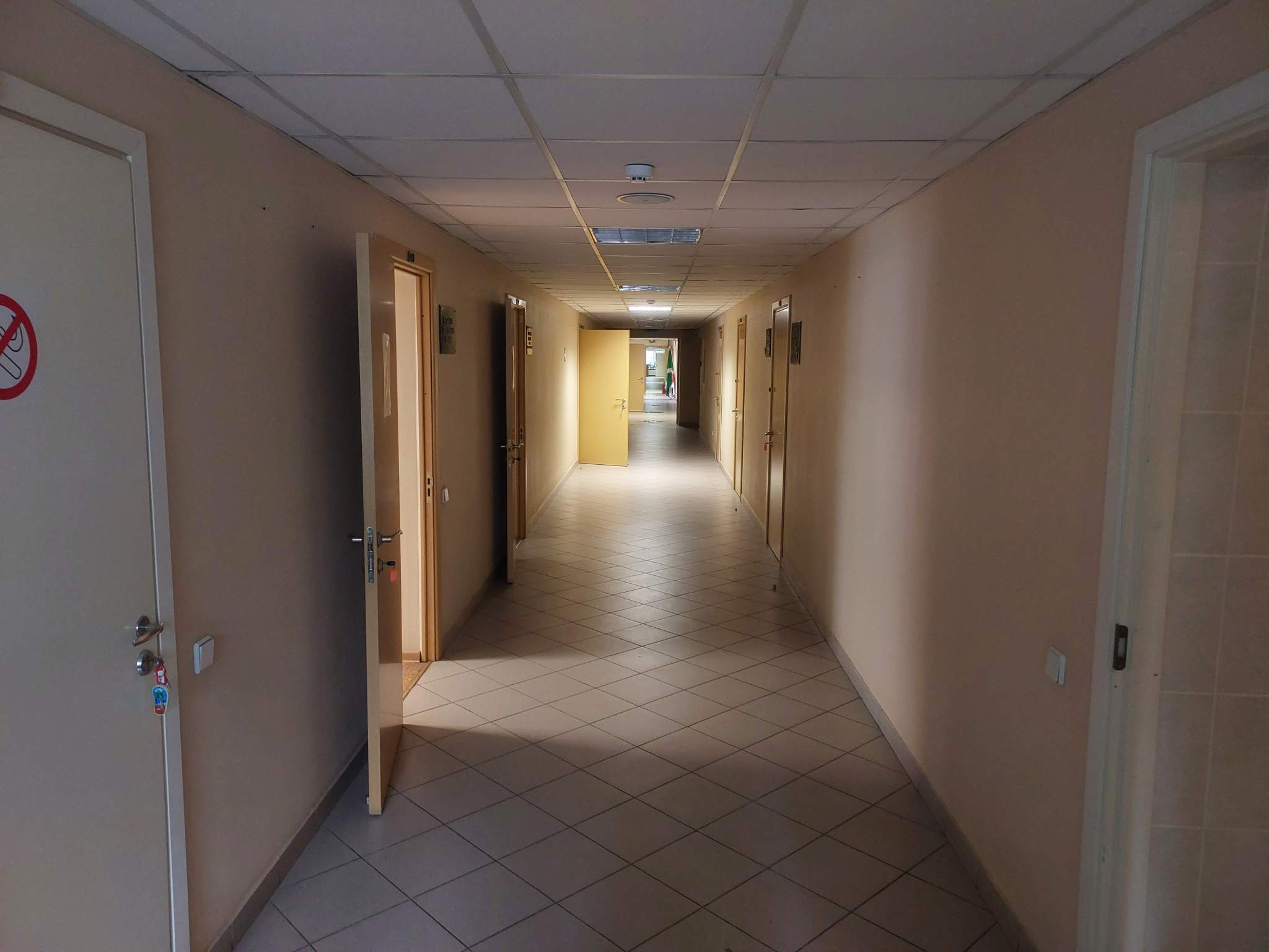 Продам торговое помещение 5521.2 м.кв.