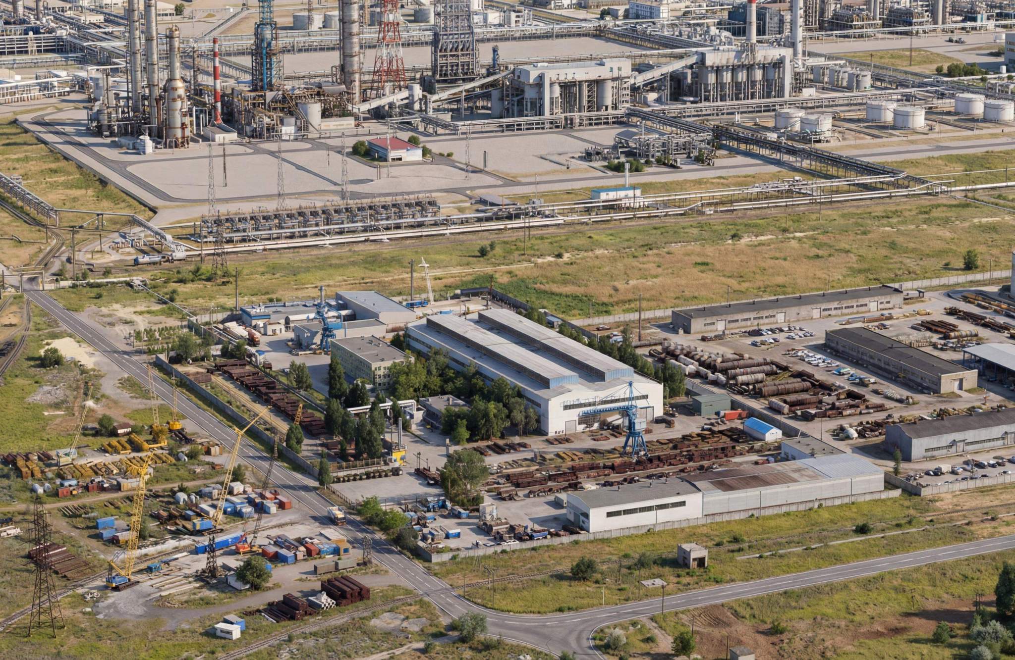 Продам торговое помещение 15501.7 м.кв.