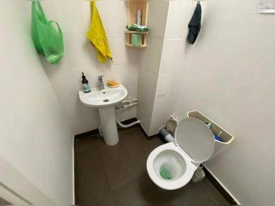 Продам магазин 405.5 м.кв.