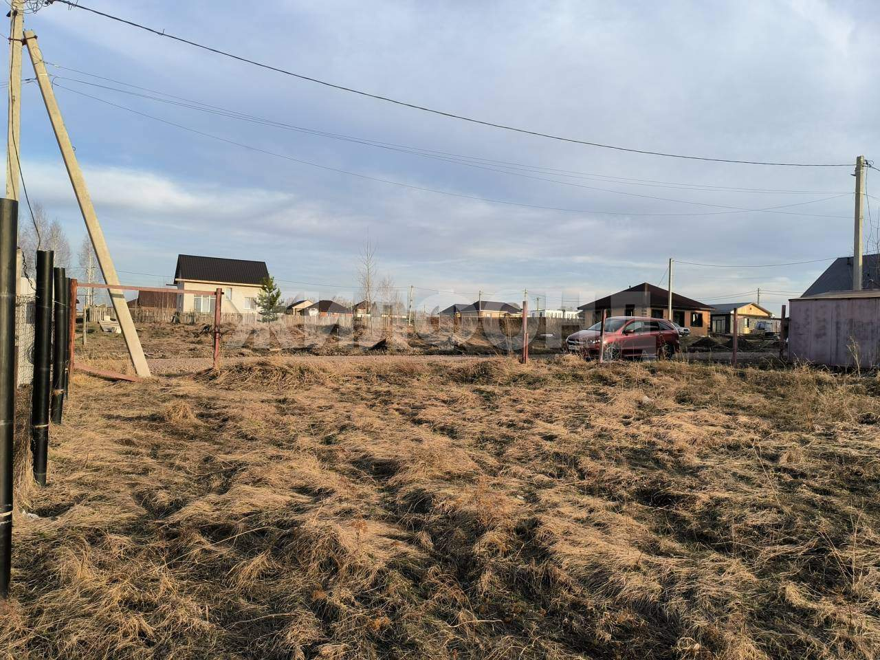 Продам земельный участок 1000 м.кв.