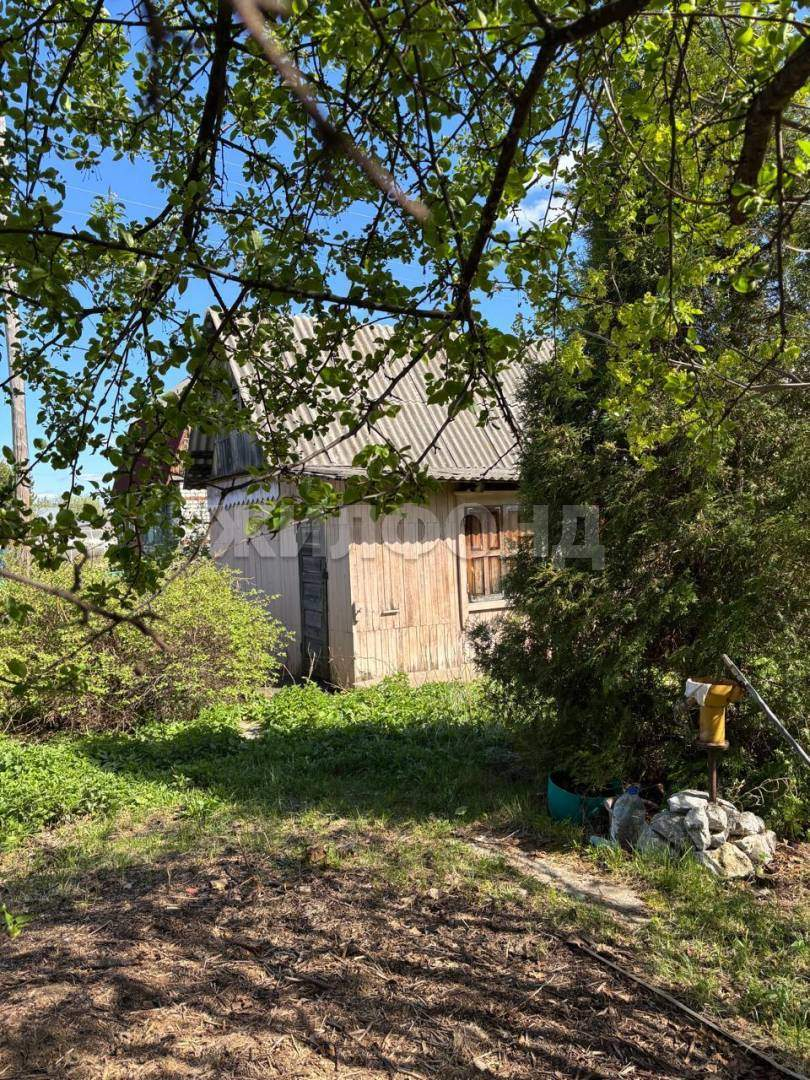 Продам земельный участок 400 м.кв.