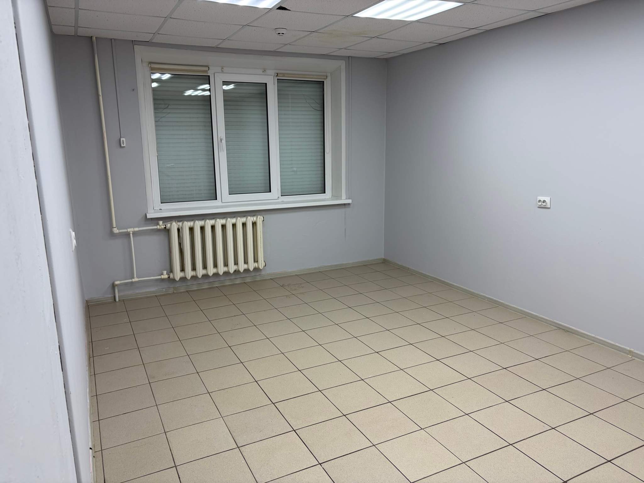 Сдам в аренду магазин 65.5 м.кв.