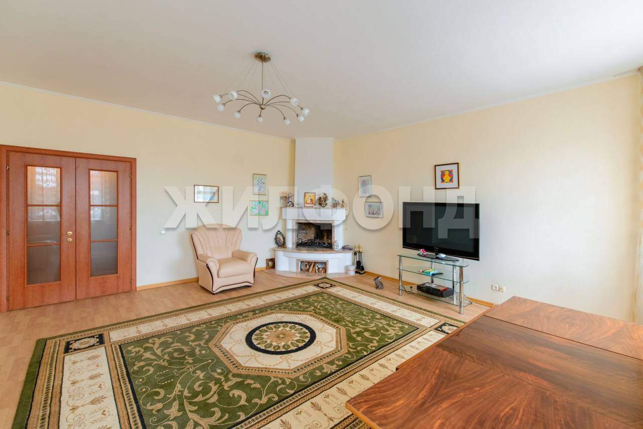 Квартира на продажу в Томске, Вершинина улица, 24в фото №1