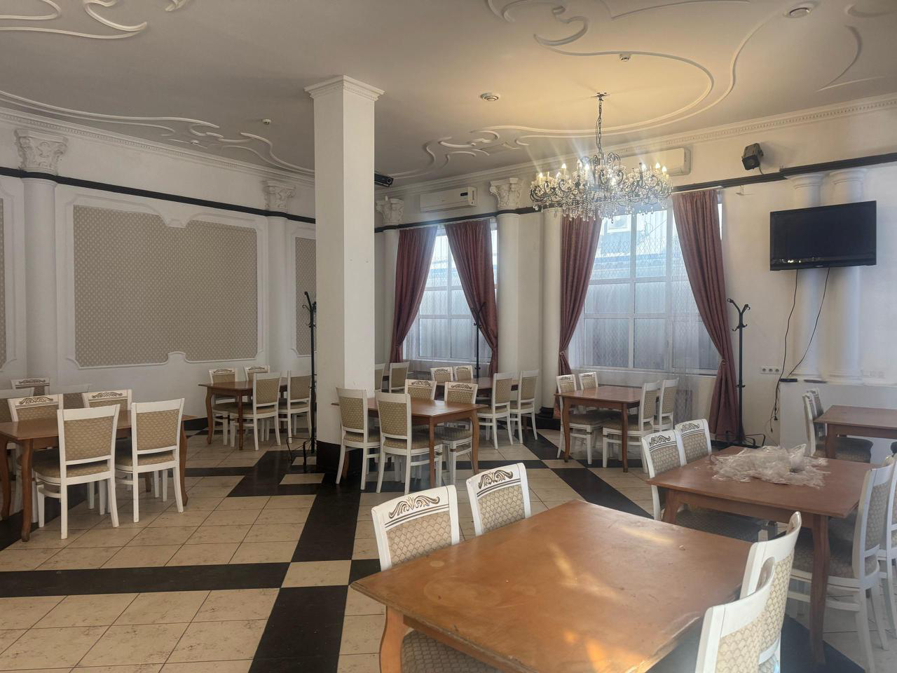 Сдам в аренду помещение свободного назначения 280 м.кв.