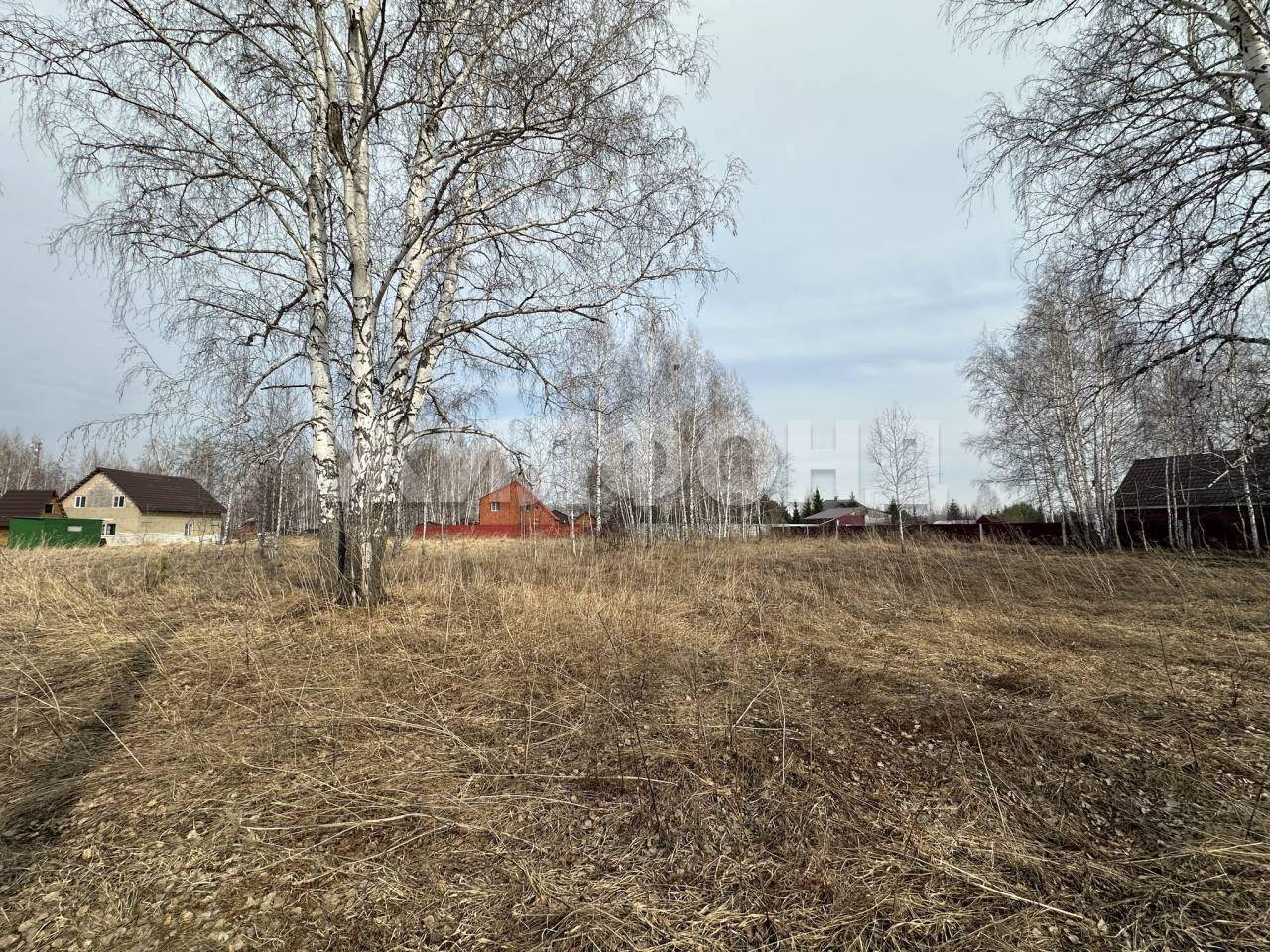 Продам земельный участок 1500 м.кв.