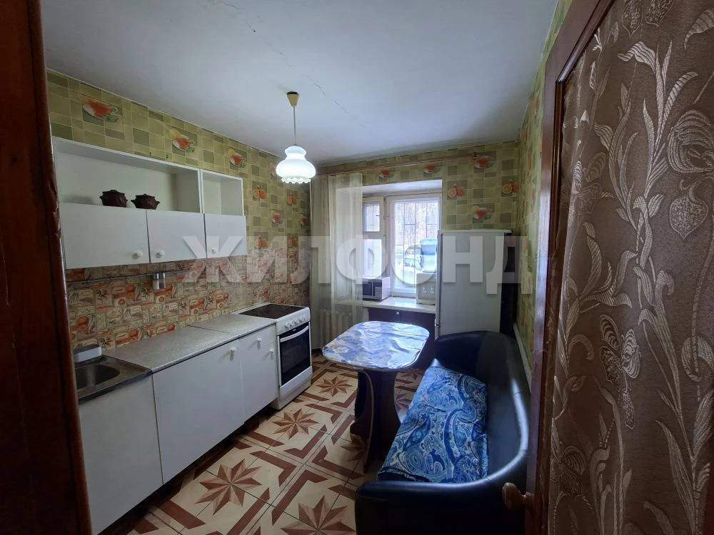 Квартира на продажу в Барнауле, Кутузова улица, 16б