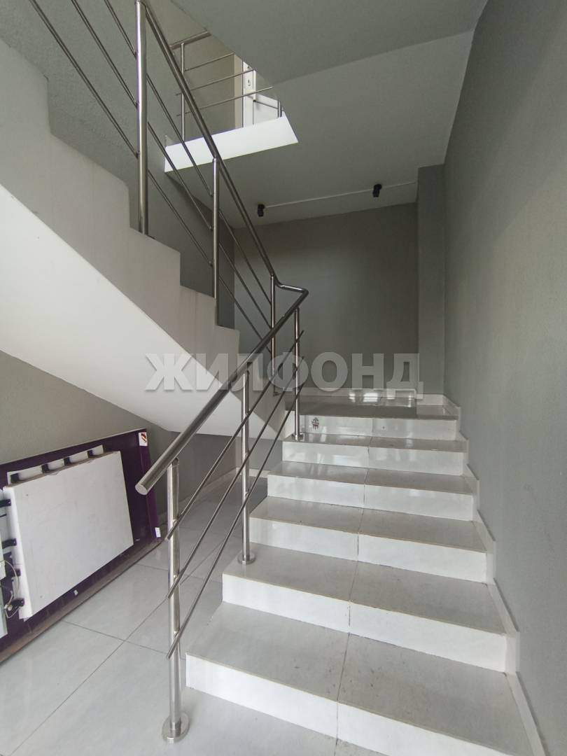 Продам помещение свободного назначения 13 м.кв.