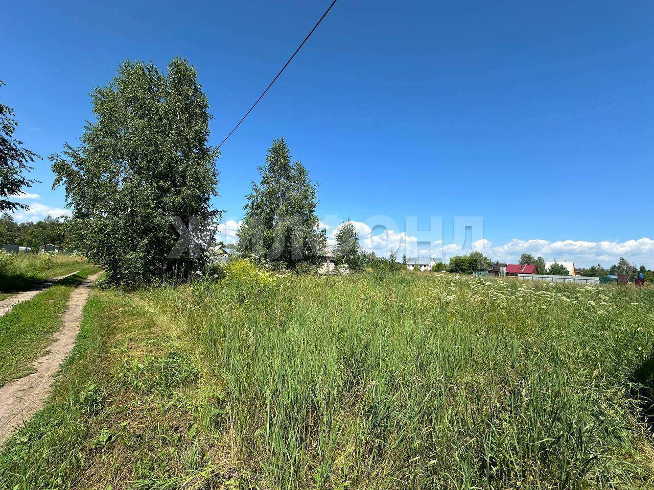 Продам земельный участок 1600 м.кв.