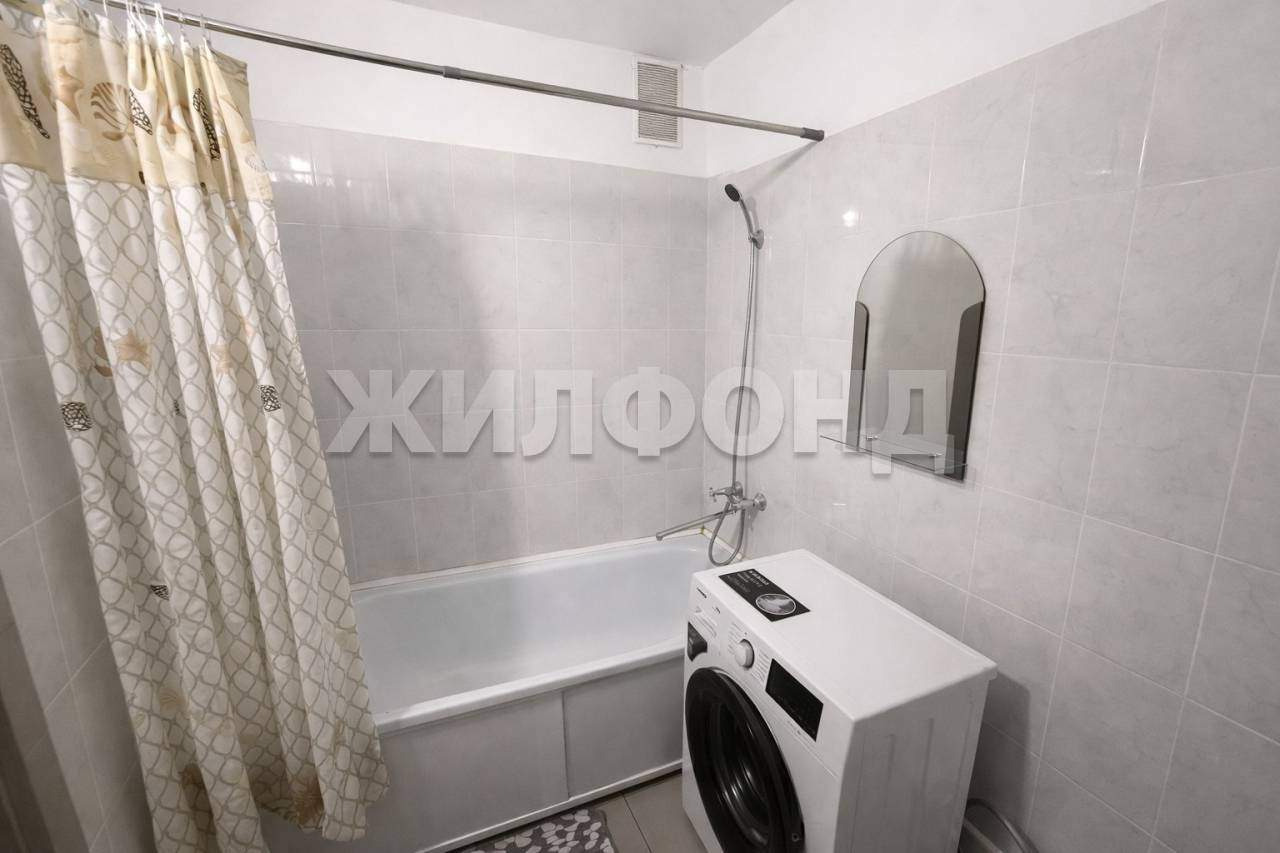 Квартира на продажу в Барнауле, Взлетная улица, 103 фото №11