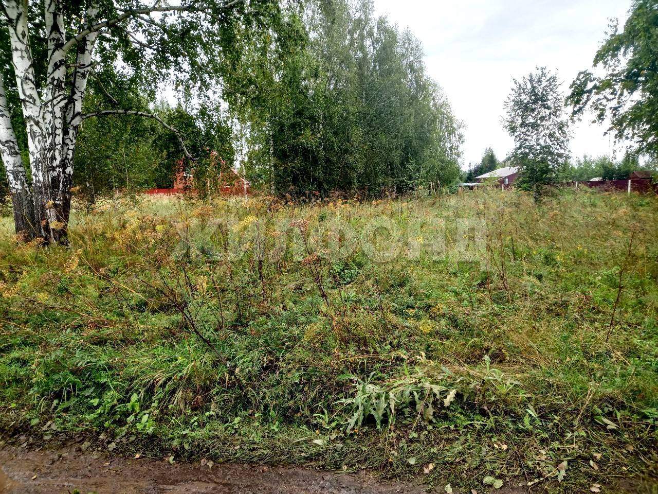 Продам земельный участок 1500 м.кв.