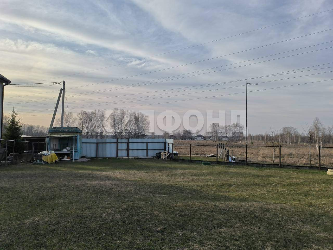 Продам земельный участок 1000 м.кв.