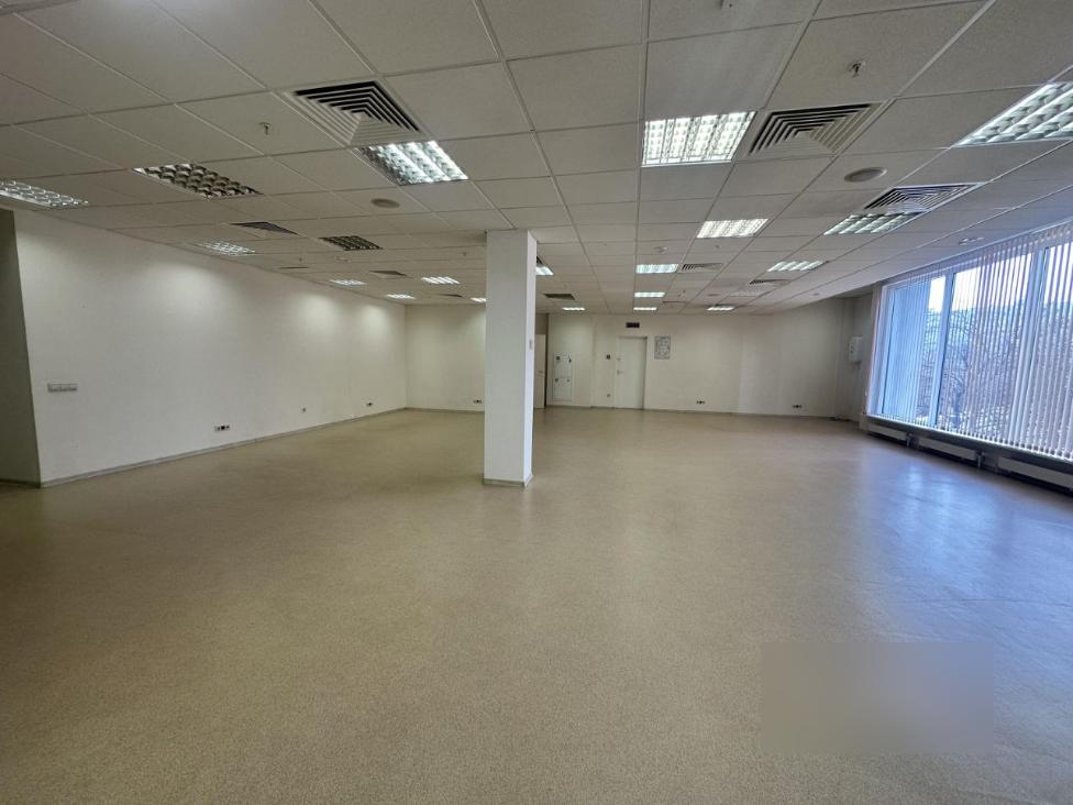 Сдам в аренду офис 215.3 м.кв.