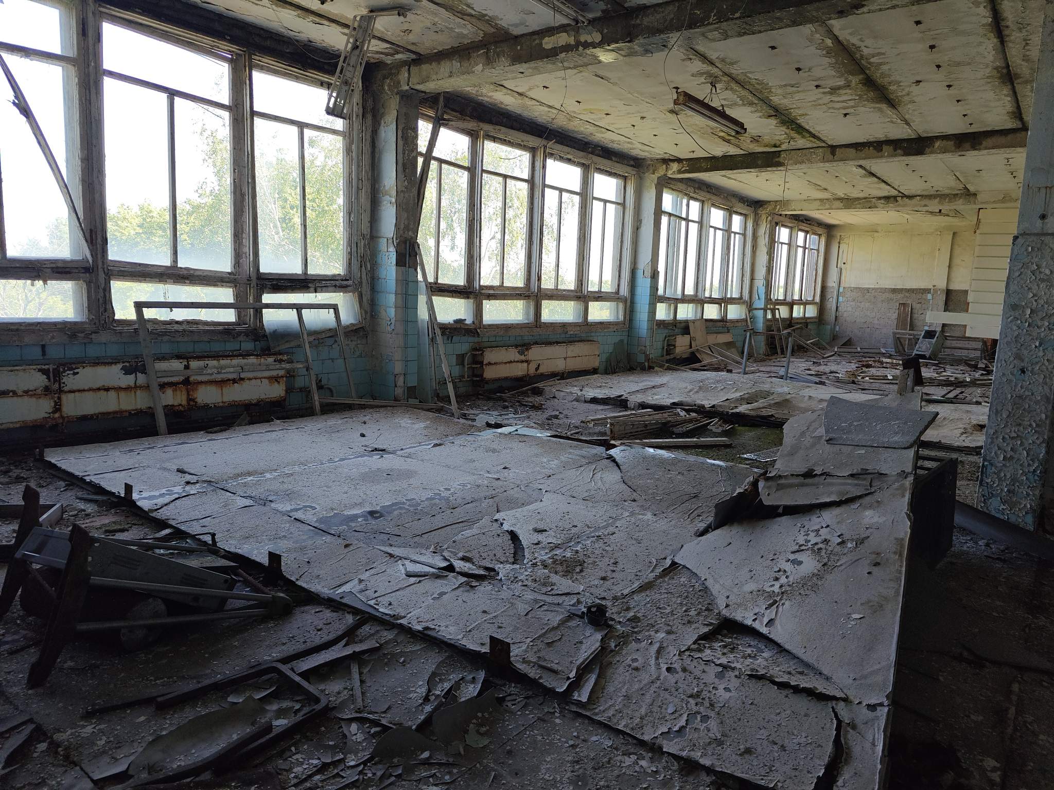 Продам торговое помещение 10616 м.кв.