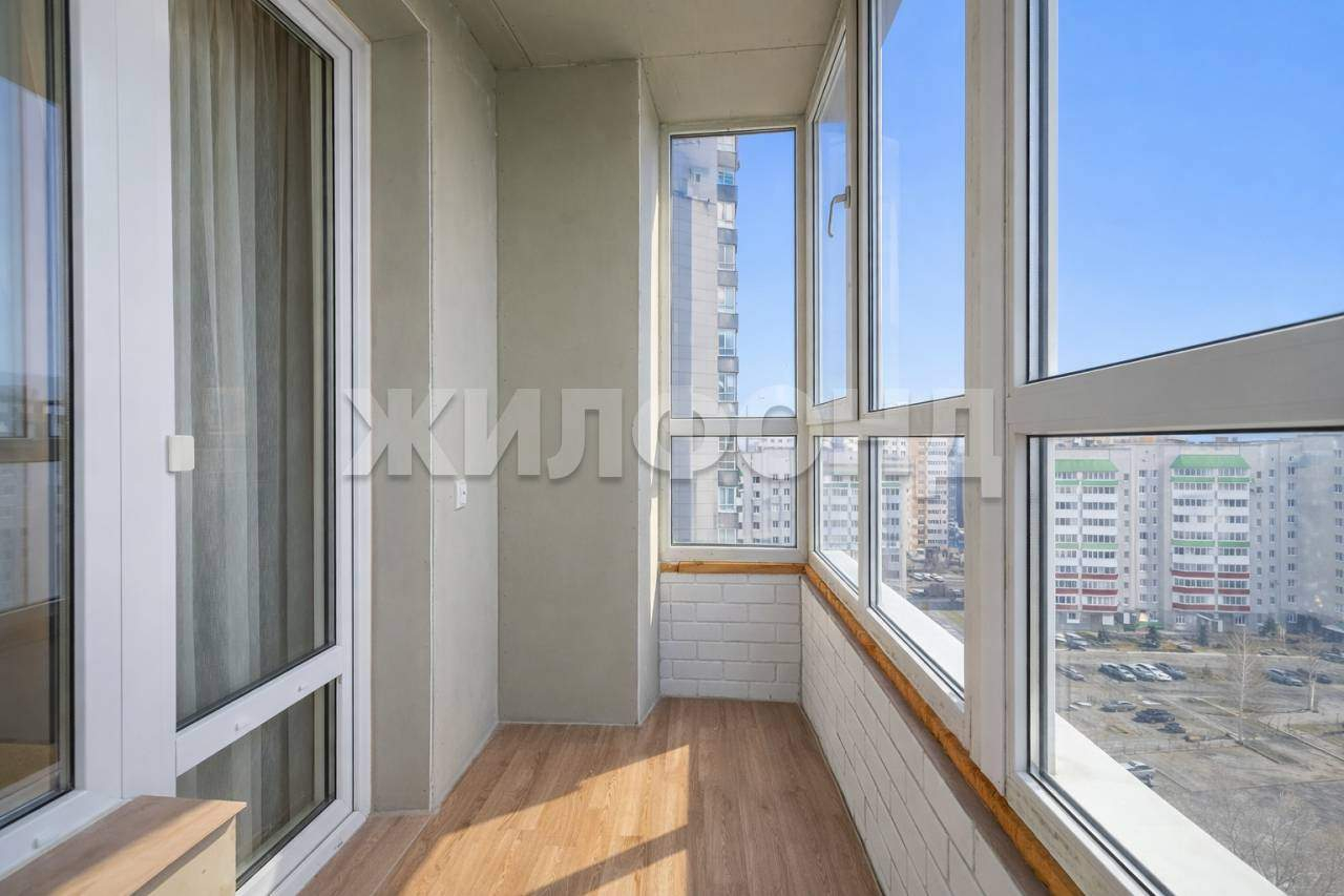 Квартира на продажу в Барнауле, Юрина улица, 180Д фото №3